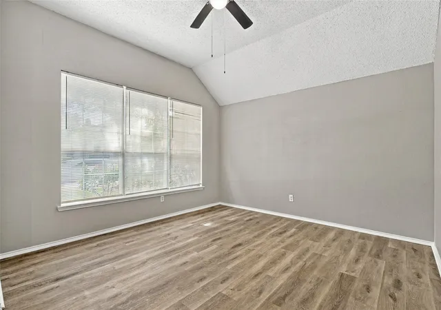 Photo 4 of Single family home for sale at 9510 Prestmont Pl, Frisco, TX 75035 | MLS# 21393253 | Listing updated on 2026-10-06