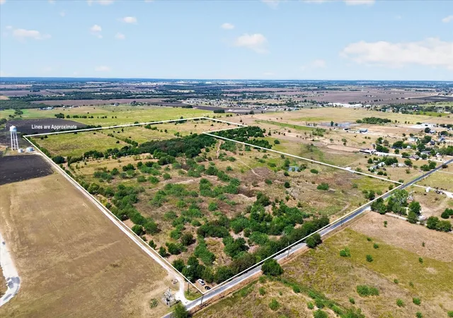 Land for sale at 1800 Cr 214, Venus, TX 76084 | MLS# 21397900