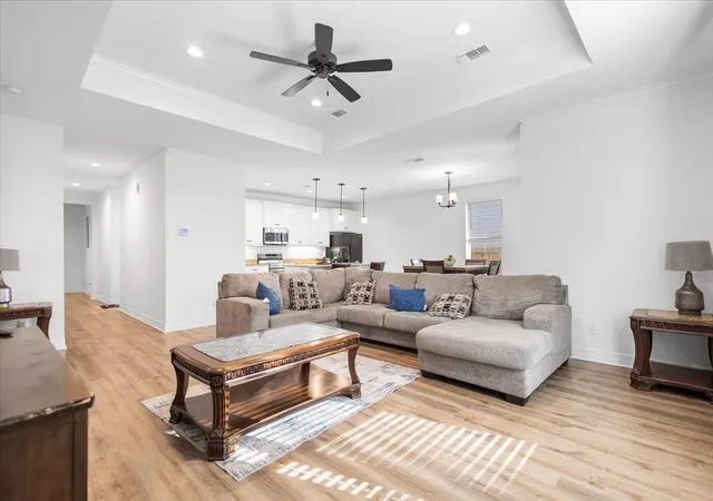 Photo 3 of Single family home for sale at 237 Oak Valley Dr, Gilmer, TX 75644 | MLS# 21398040 | Listing updated on 2026-09-29