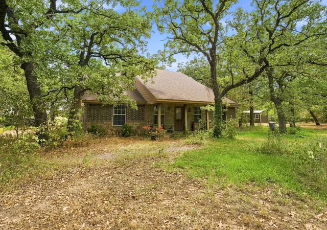 Photo 1 of Single family home for sale at 477 County Rd 1550, Chico, TX 76431 | MLS# 21397420 | Listing updated on 2026-09-29