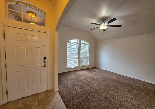 Photo 4 of Single family home for sale at 601 Crestview Ct, Saginaw, TX 76179 | MLS# 21397593 | Listing updated on 2026-09-29