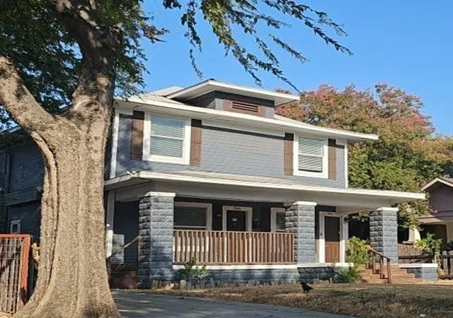 Photo 1 of Multi family home for sale at 2840 Travis Ave, Fort Worth, TX 76110 | MLS# 21398108 | Listing updated on 2026-09-29