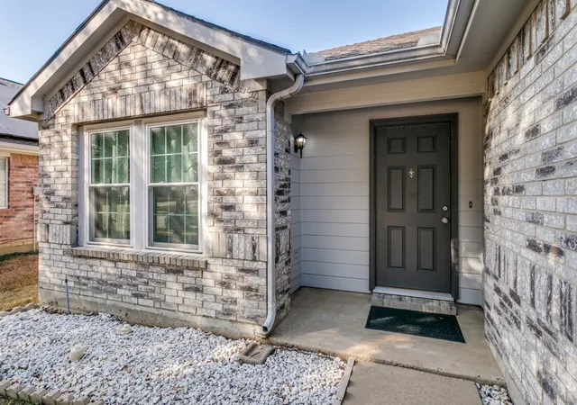Photo 3 of Single family home for sale at 5714 Firethorn Dr, Dallas, TX 75249 | MLS# 21398028 | Listing updated on 2026-09-29