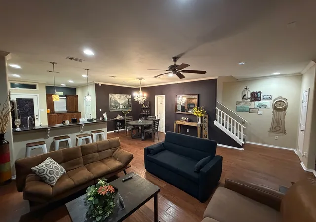 Photo 3 of Townhouse for sale at 5402 Bexar St, Dallas, TX 75215 | MLS# 21398194 | Listing updated on 2026-09-29
