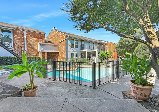 Photo 1 of Condo for sale at 4317 Hartford St #102, Dallas, TX 75219 | MLS# 21398153 | Listing updated on 2026-09-29