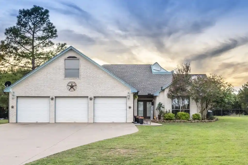 Single family home for sale at 9024 S Highway 174, Rio Vista, TX 76093 | MLS# 21397231