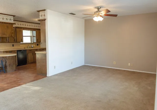 Photo 2 of Single family home for sale at 503 N Harding St, Breckenridge, TX 76424 | MLS# 21398235 | Listing updated on 2026-09-29