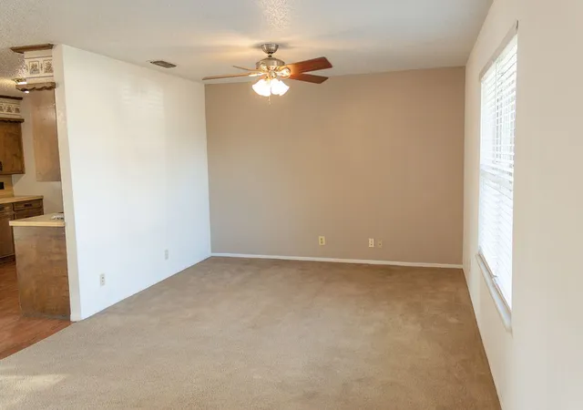 Photo 3 of Single family home for sale at 503 N Harding St, Breckenridge, TX 76424 | MLS# 21398235 | Listing updated on 2026-09-29