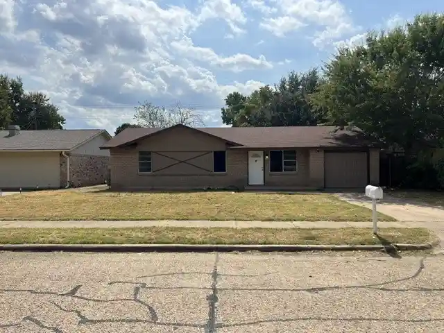 Photo 1 of Single family home for sale at 2312 Meadowcrest, Irving, TX 75060 | MLS# 21398263 | Listing updated on 2026-10-23