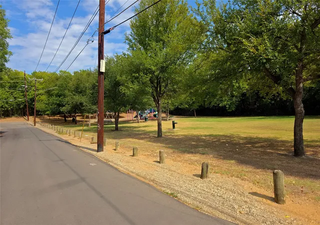 Photo 2 of Land for sale at 2855 Peary Ave, Dallas, TX 75215 | MLS# 21396716 | Listing updated on 2026-09-30