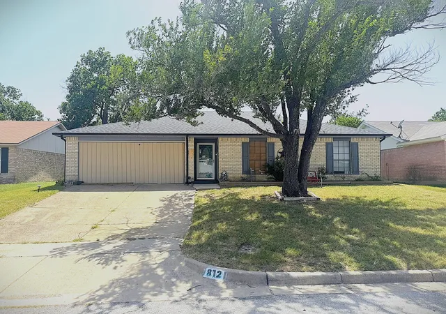 Photo 1 of Single family home for sale at 812 Reveille Rd, Fort Worth, TX 76108 | MLS# 21378469 | Listing updated on 2026-10-05