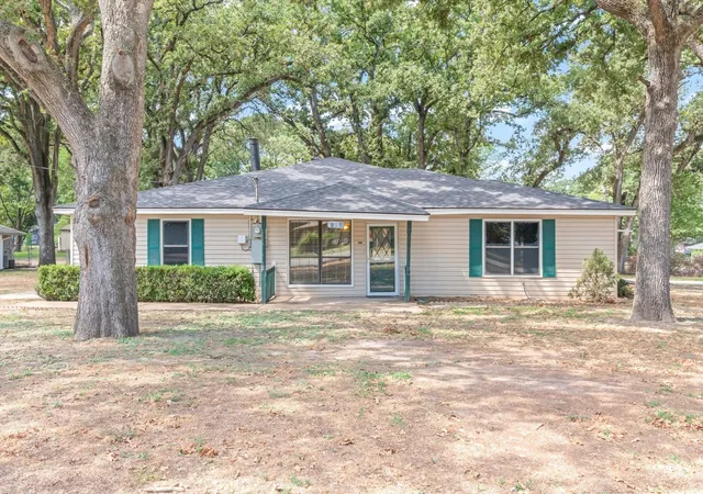Photo 2 of Single family home for sale at 103 Harbor Hvn St, Gun Barrel City, TX 75156 | MLS# 21392241 | Listing updated on 2026-09-29