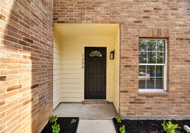 Photo 3 of Single family home for sale at 1336 Kiwi Ct, Grand Prairie, TX 75051 | MLS# 21397950 | Listing updated on 2026-10-11