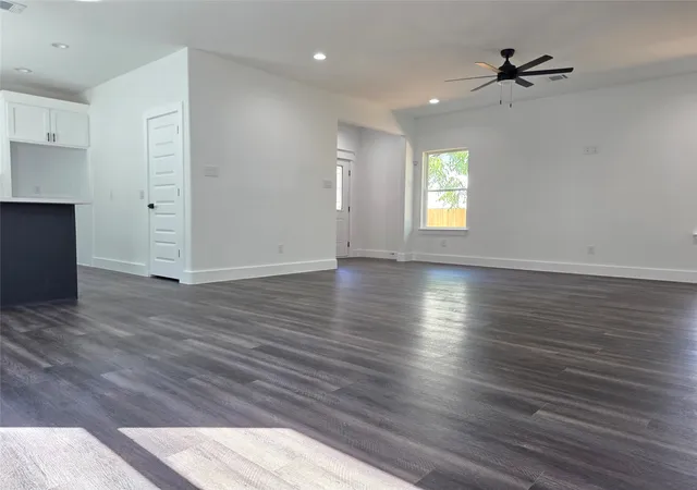 Photo 3 of Single family home for sale at 2638 Seevers Ave, Dallas, TX 75216 | MLS# 21398390 | Listing updated on 2026-10-06