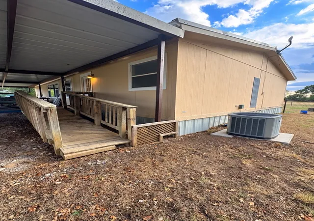 Photo 3 of Manufactured home for sale at 1150 Lamkin Rd, Mineral Wells, TX 76067 | MLS# 21391117 | Listing updated on 2026-10-06