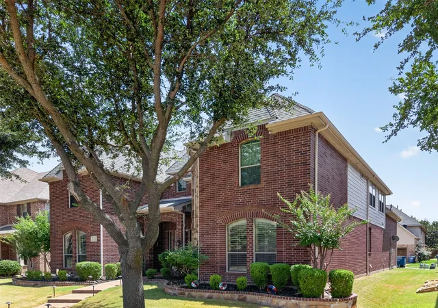 Photo 3 of Single family home for sale at 1125 Windmere Way, Allen, TX 75013 | MLS# 21376918 | Listing updated on 2026-10-06