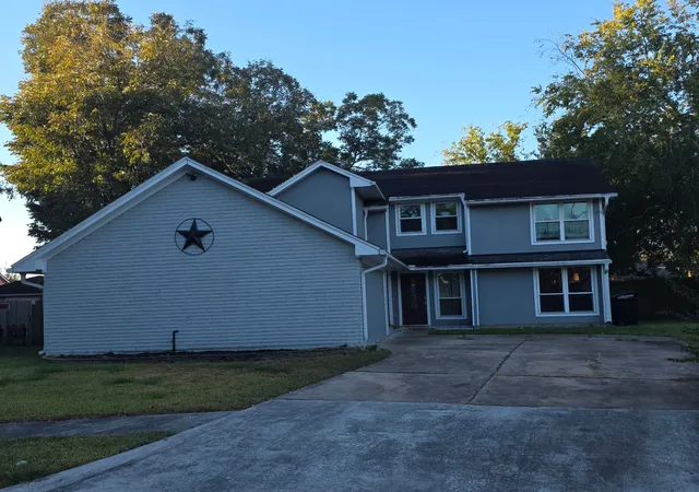 Photo 1 of Single family home for sale at 8626 Berryvine Dr, Missouri City, TX 77489 | MLS# 21398407 | Listing updated on 2026-10-09