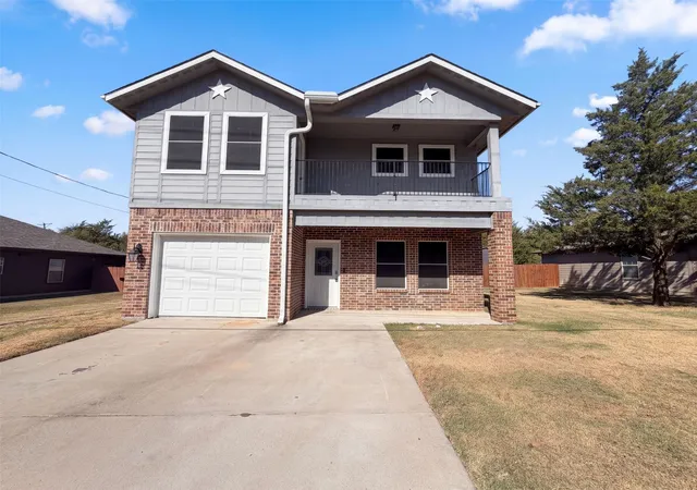 Photo 1 of Single family home for sale at 6006 Colorado St, Greenville, TX 75402 | MLS# 21398417 | Listing updated on 2026-10-11