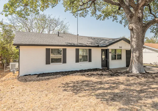 Photo 2 of Single family home for sale at 7117 Payte Ln, North Richland Hills, TX 76182 | MLS# 21393769 | Listing updated on 2026-09-29