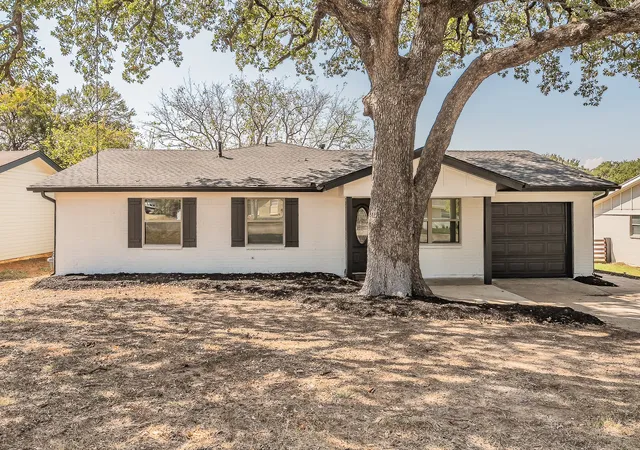 Photo 3 of Single family home for sale at 7117 Payte Ln, North Richland Hills, TX 76182 | MLS# 21393769 | Listing updated on 2026-09-29