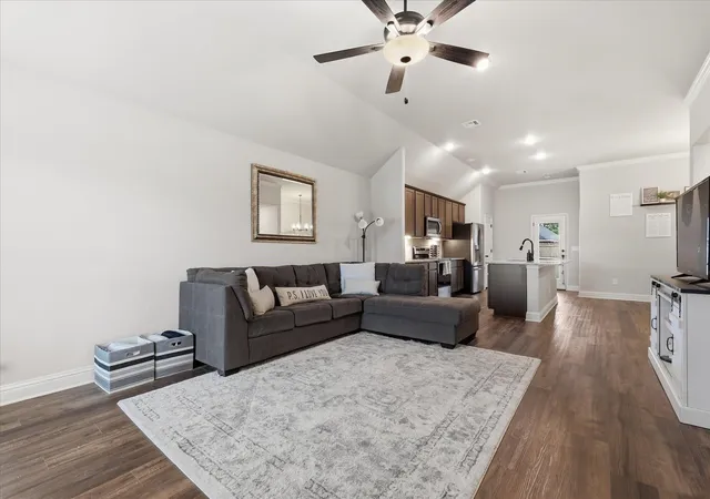 Photo 4 of Single family home for sale at 2120 Gabriel Dr, Sherman, TX 75092 | MLS# 21398358 | Listing updated on 2026-09-29