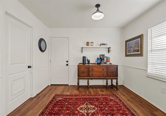 Photo 3 of Single family home for sale at 1712 Laurel Lake Dr, Waco, TX 76710 | MLS# 21397844 | Listing updated on 2026-09-29