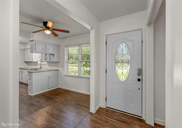 Photo 3 of Single family home for sale at 2110 Belle Grv Dr, Bossier City, LA 71111 | MLS# 21398485 | Listing updated on 2026-09-29