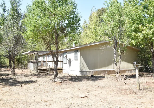 Photo 3 of Manufactured home for sale at 8925 Sebastian Rd, Keithville, LA 71047 | MLS# 21378619 | Listing updated on 2026-09-29