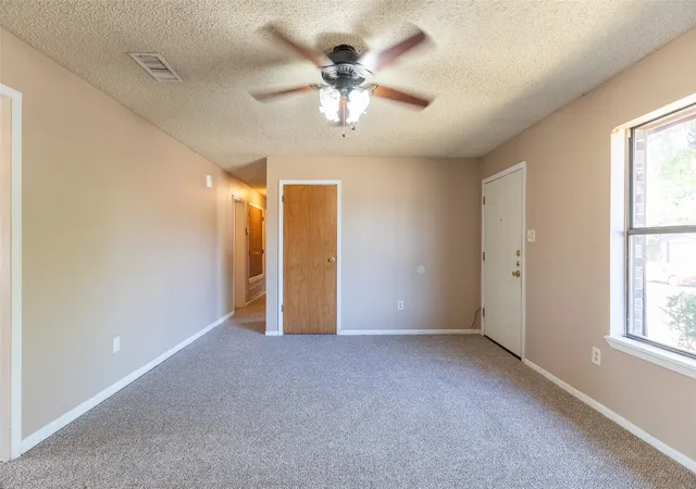 Photo 4 of Single family home for sale at 3725 Trinity Ln, Abilene, TX 79602 | MLS# 21398220 | Listing updated on 2026-10-09