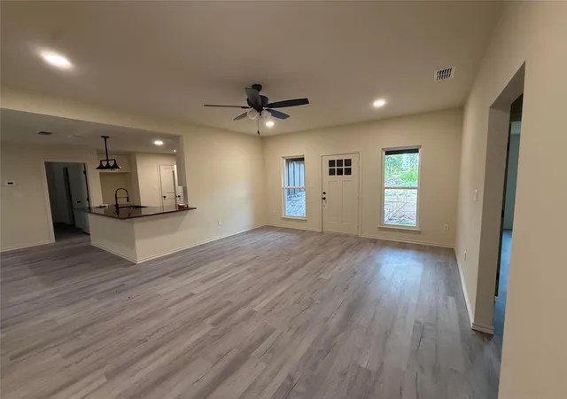 Photo 3 of Single family home for sale at 347 Private Rd 6292, Mineola, TX 75773 | MLS# 21398512 | Listing updated on 2026-09-29