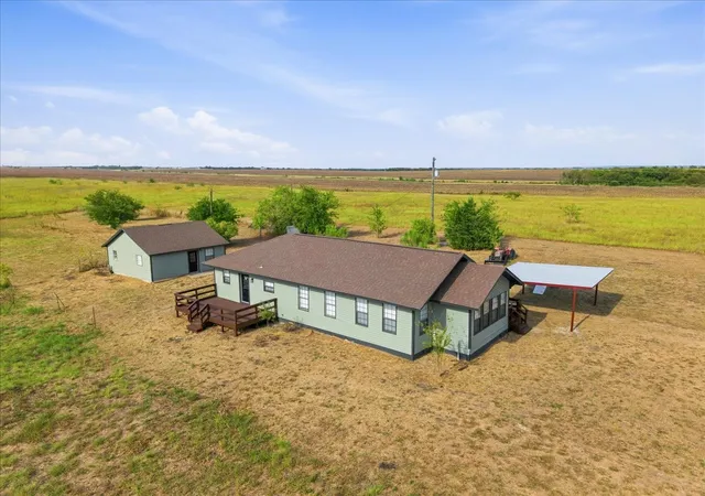 Photo 3 of Single family home for sale at 10201 County Rd 107, Alvarado, TX 76009 | MLS# 21395949 | Listing updated on 2026-10-05