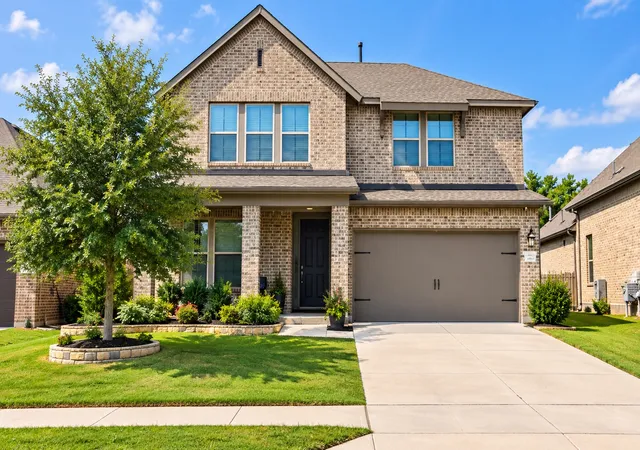 Photo 1 of Single family home for sale at 5617 Southern Fern Rd, Garland, TX 75043 | MLS# 21398654 | Listing updated on 2026-10-02