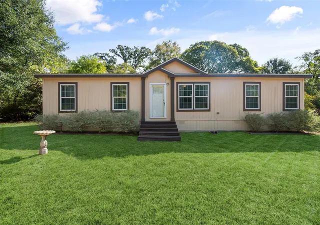 Manufactured home for sale at 110 Wooded Crk Dr, Athens, TX 75751 | MLS# 21398110