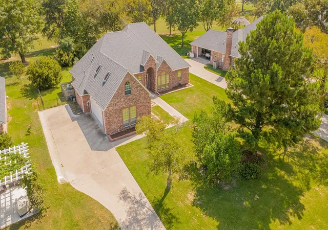 Single family home for sale at 209 Clubview, Hideaway, TX 75771 | MLS# 21398617 | Listing updated on 2026-10-03
