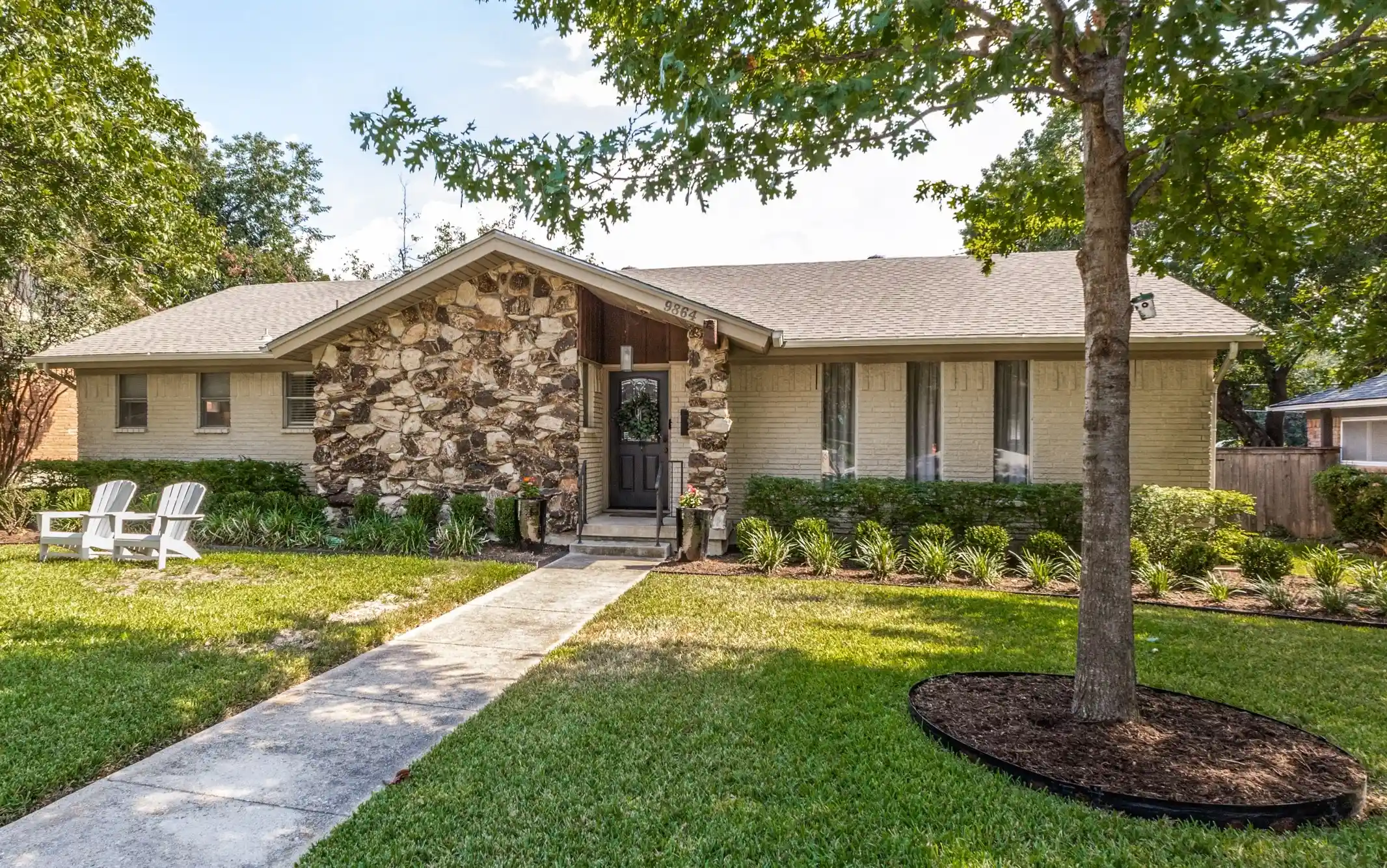 Photo 1 of Single family home for sale at 9864 Shoreview Rd, Dallas, TX 75238 | MLS# 21398693 | Listing updated on 2026-10-28