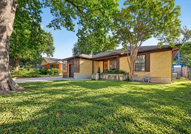 Photo 2 of Single family home for sale at 11630 Tuscany Way, Dallas, TX 75218 | MLS# 21397741 | Listing updated on 2026-09-30