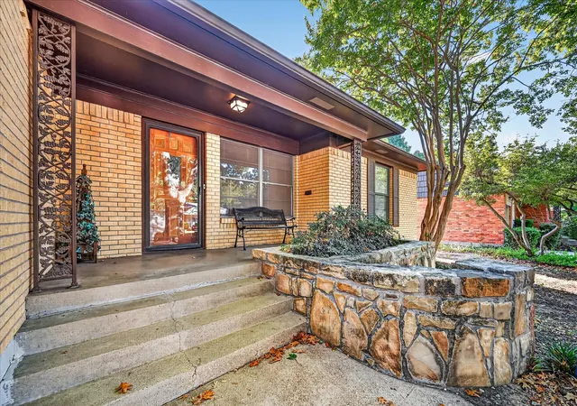 Photo 3 of Single family home for sale at 11630 Tuscany Way, Dallas, TX 75218 | MLS# 21397741 | Listing updated on 2026-09-30