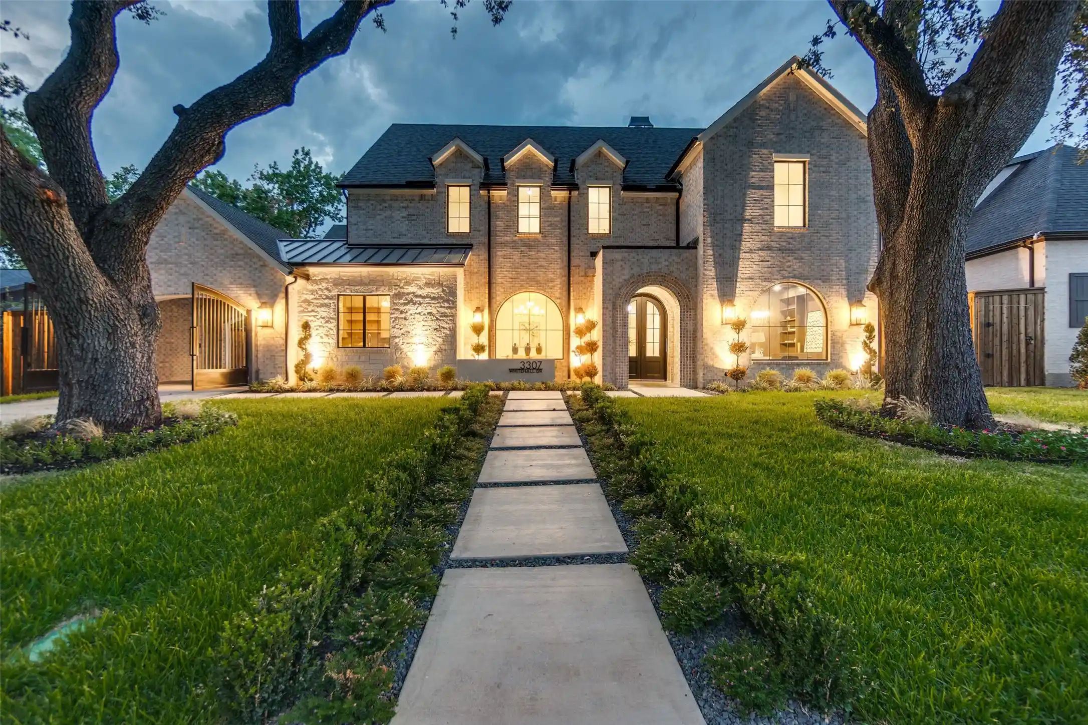 Photo 1 of Mansion for sale at 3307 Whitehall Dr, Dallas, TX 75229 | MLS# 21398695 | Listing updated on 2026-10-28