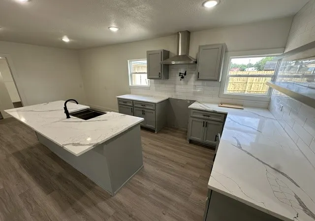 Photo 1 of Single family home for sale at 107 Mcarthur Ln, Cleburne, TX 76031 | MLS# 21395675 | Listing updated on 2026-09-30