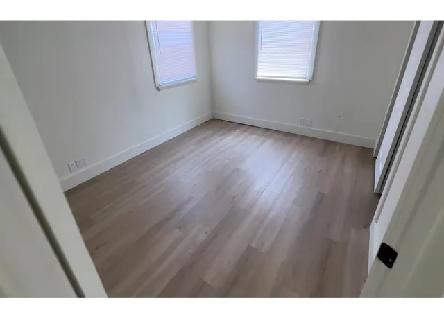 Photo 2 of Single family home for sale at 1014 Turner St, Cleburne, TX 76033 | MLS# 21395791 | Listing updated on 2026-09-30