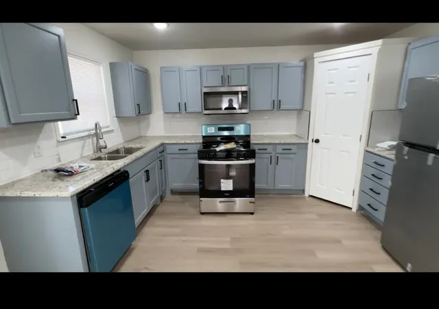 Photo 4 of Single family home for sale at 1014 Turner St, Cleburne, TX 76033 | MLS# 21395791 | Listing updated on 2026-09-30