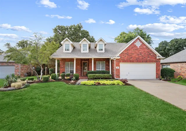 Single family home for sale at 402 Brookside Dr, Lake Dallas, TX 75065 | MLS# 21395392