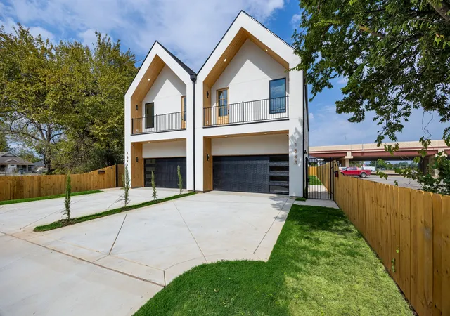 Photo 2 of Single family home for sale at 1643 Faye St, Dallas, TX 75215 | MLS# 21398766 | Listing updated on 2026-10-01
