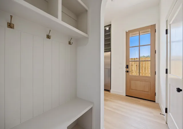 Photo 3 of Single family home for sale at 1643 Faye St, Dallas, TX 75215 | MLS# 21398766 | Listing updated on 2026-10-01