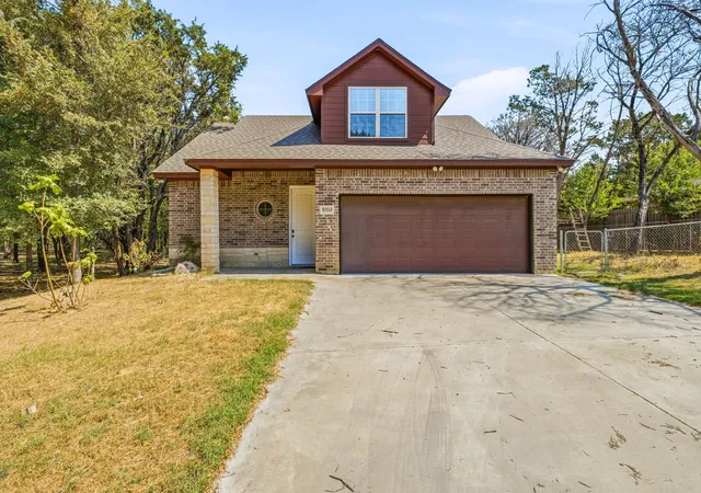 Single family home for sale at 9313 Apache Trl, Rio Vista, TX 76093 | MLS# 21398521