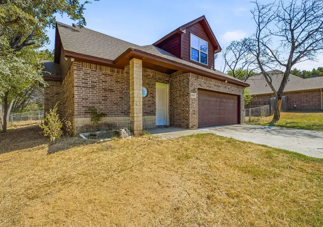 Photo 2 of Single family home for sale at 9313 Apache Trl, Rio Vista, TX 76093 | MLS# 21398521 | Listing updated on 2026-09-30
