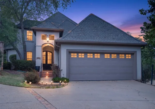 Photo 1 of Single family home for sale at 1 Beaux Rivages Dr, Shreveport, LA 71106 | MLS# 21398883 | Listing updated on 2026-09-30