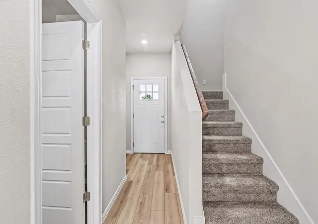 Photo 2 of Single family home for sale at 600 Paradise St, Fort Worth, TX 76111 | MLS# 21398935 | Listing updated on 2026-10-04