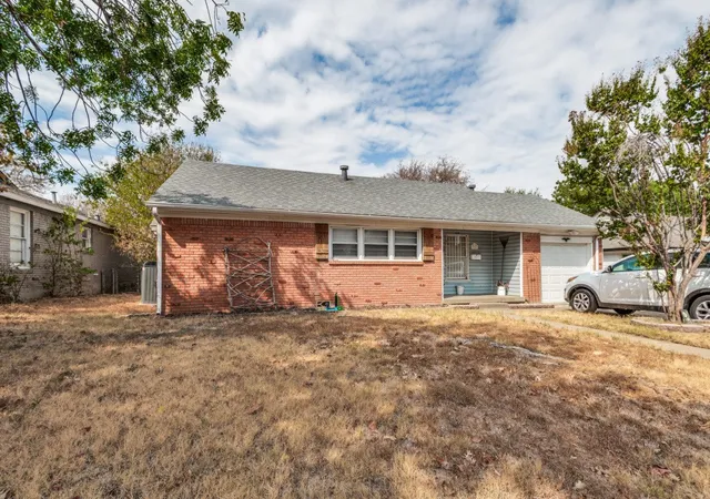 Single family home for sale at 3143 Willow Park St, Richland Hills, TX 76118 | MLS# 21398932