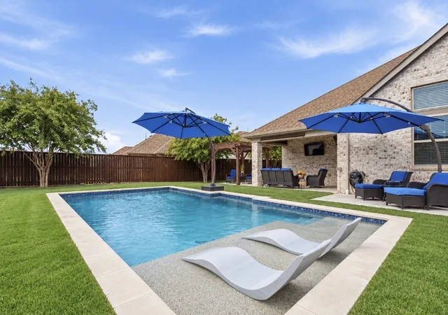 Photo 1 of Single family home for sale at 4001 Rosin St, Aubrey, TX 76227 | MLS# 21387395 | Listing updated on 2026-10-03